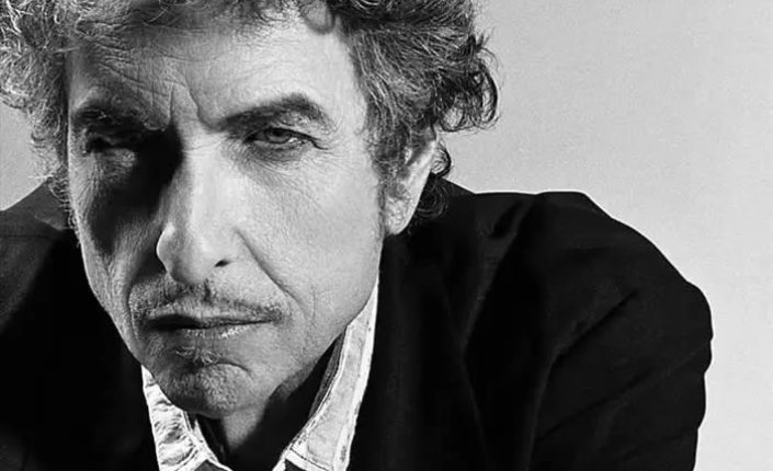 Los curiosos mensajes de Bob Dylan en Twitter