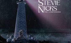 Stevie Nicks presenta “The lighthouse”